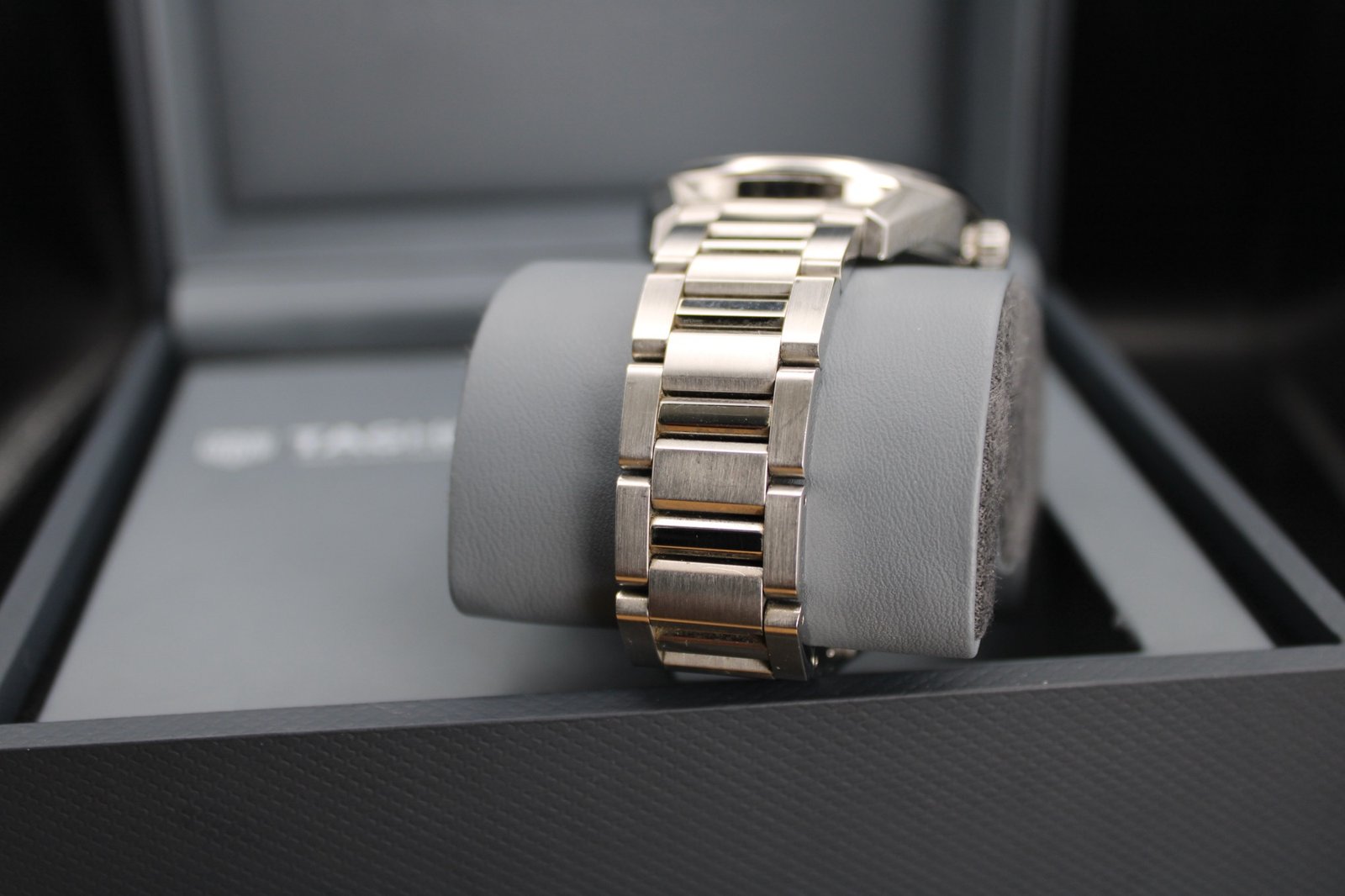 Tag Heuer Carrera WAR211A.BA0782 – 39mm Men’s Watch - Image 7