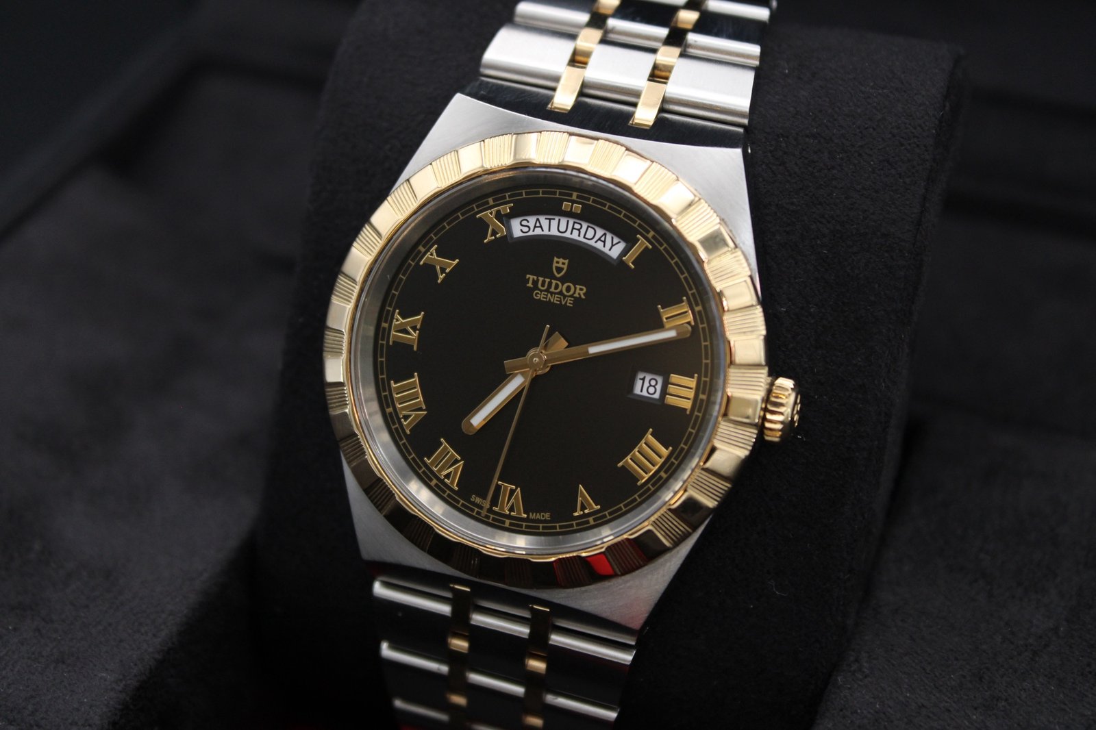 Tudor Black Bay Chronograph – Ref. M28603-0003 – 2021 Model – 41mm Men's Watch - Image 4
