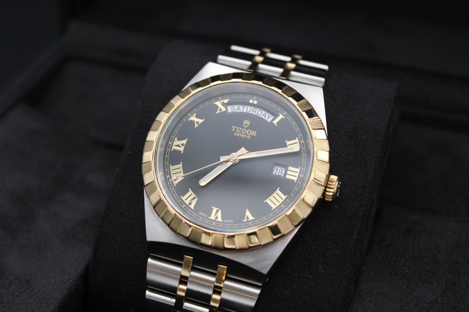 Tudor Black Bay Chronograph – Ref. M28603-0003 – 2021 Model – 41mm Men's Watch - Image 6