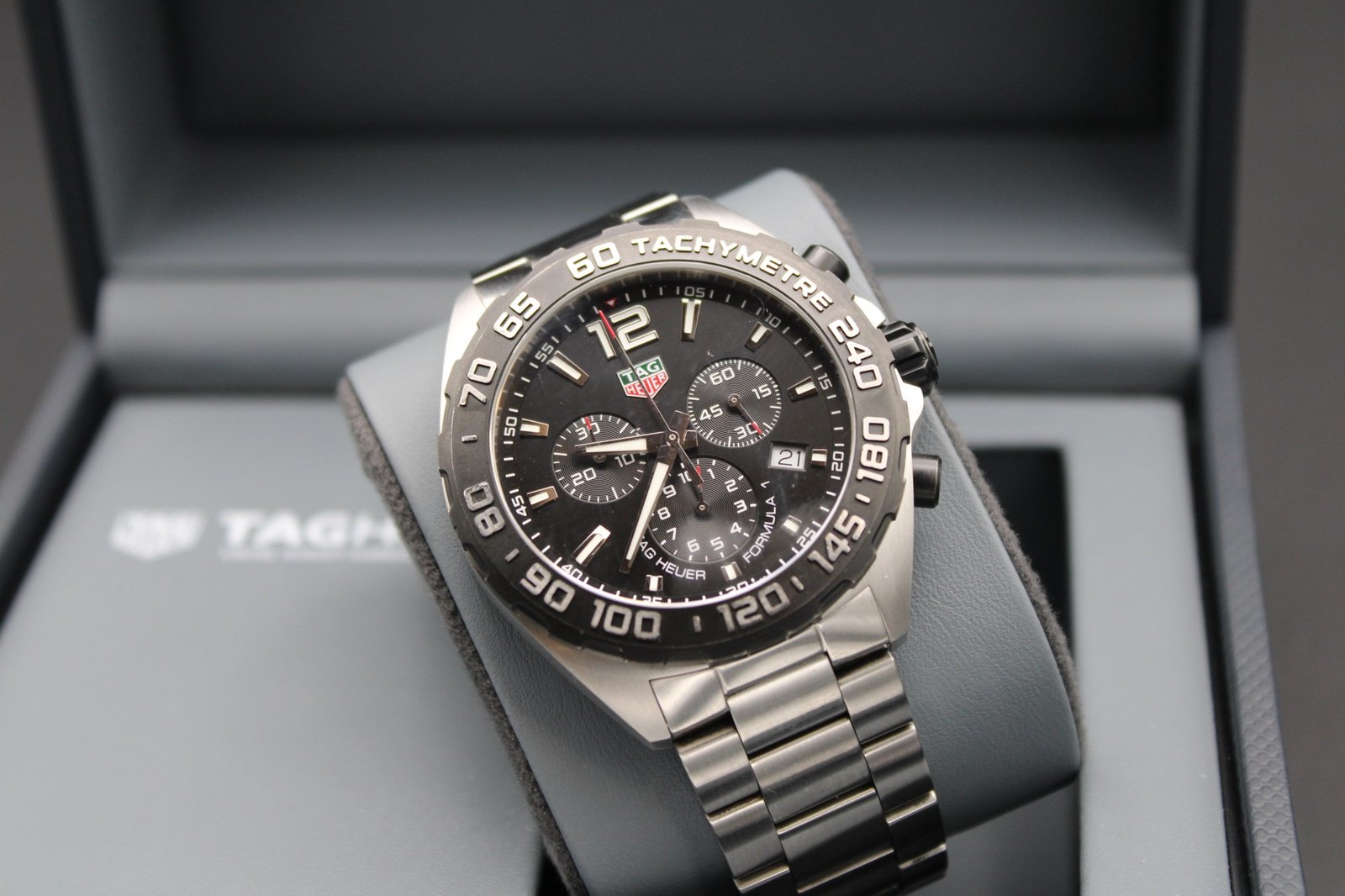 TAG Heuer Formula 1 – Ref. CAZ1010 – 43mm Men's Chronograph - Image 4