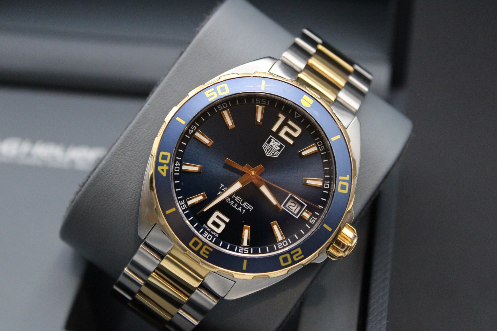 TAG Heuer Formula 1 – Ref. WAZ1120 – 2020 Model – 41mm Men’s Watch - Image 3