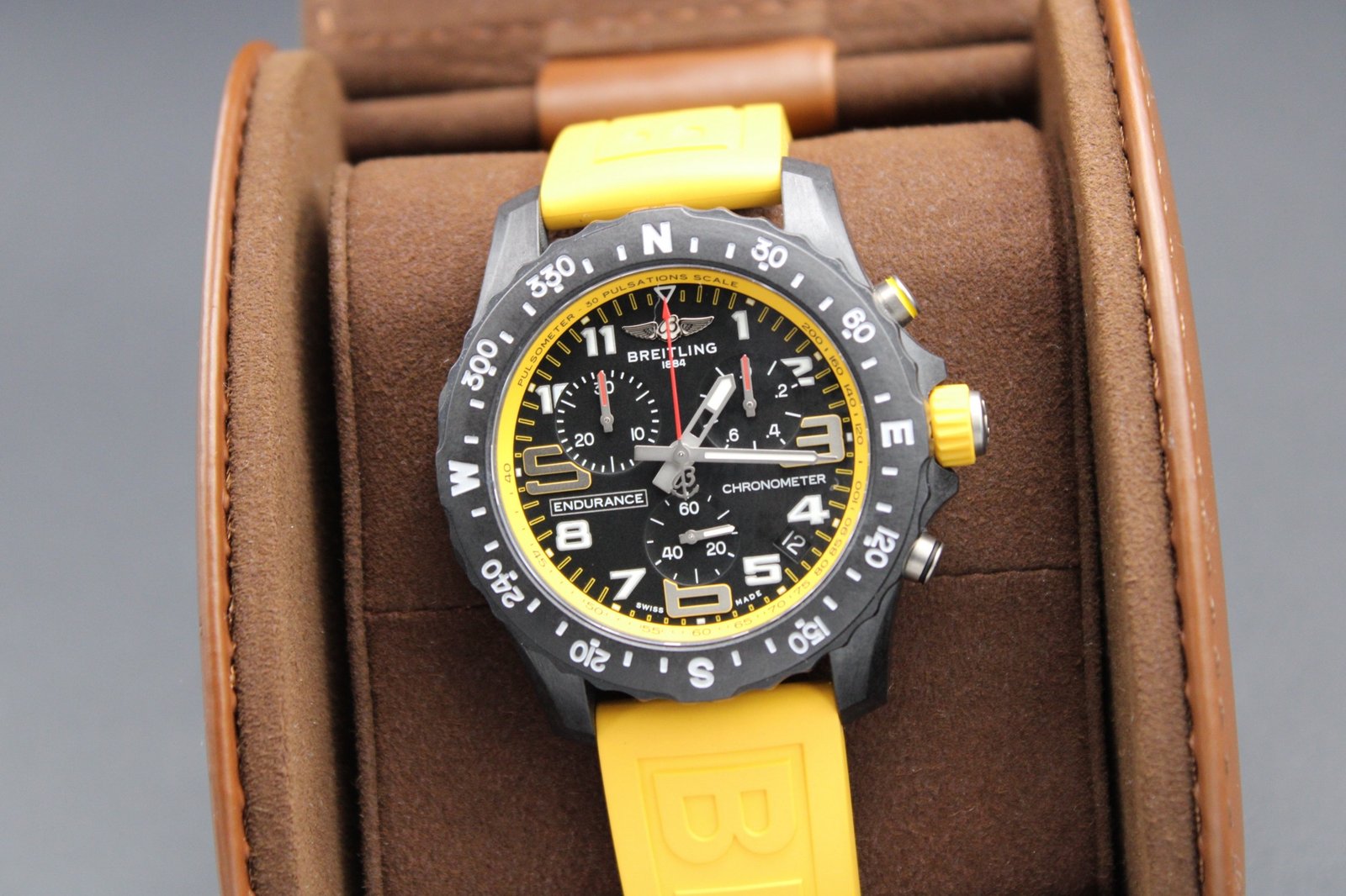 Breitling Endurance Pro – Ref. X82310 – 2020 Model – 44mm Men’s Watch